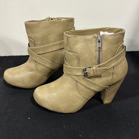 Booties - Picture 2 of 5